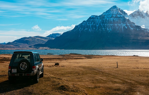 Navi Mumbai Airport To Outstation Cab Services